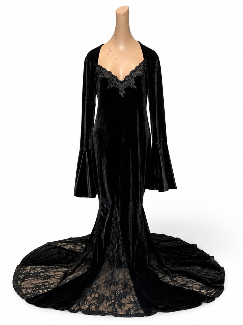 Dolls Kill Velvet lace-trim Long Sleeve Gown - XXL